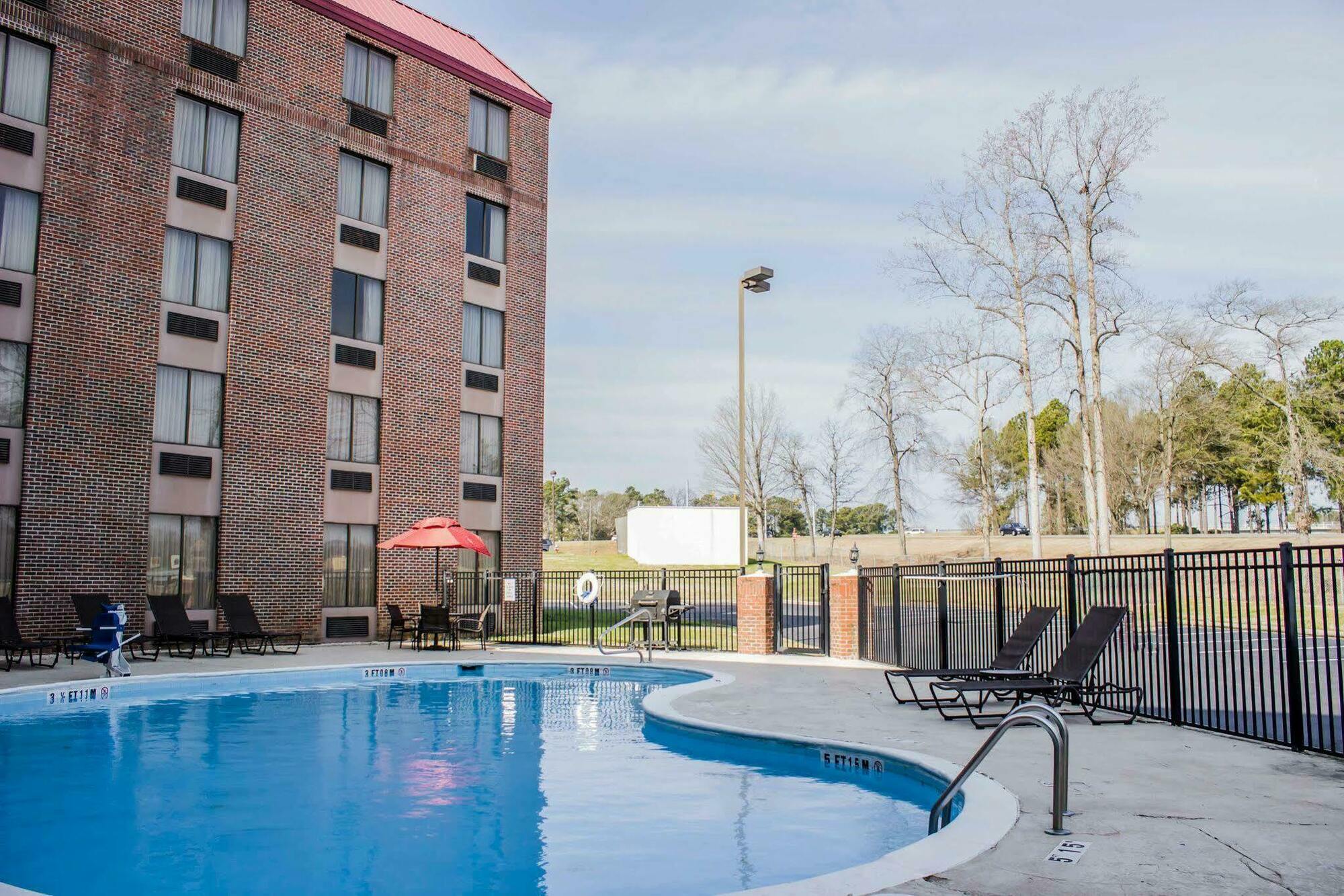 Comfort Inn Near Rocky Mount Sports Complex Exterior foto